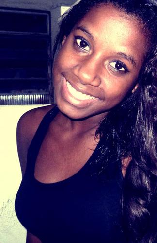 → Euu queroo.
Euu PossO.
Euu coonsiigO ←
●๋• Siimplees αssiim ~
Twittando até o fim! ;p