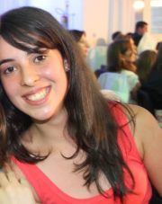 {?}
Fala sério! Como vou resumir minha
vida aqui no twitter?
:P