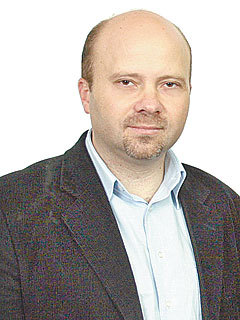 Político, escritor, designer de jóias, empresário, produtor rural,