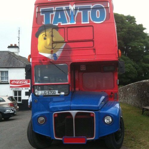 lis77391442's profile picture. 