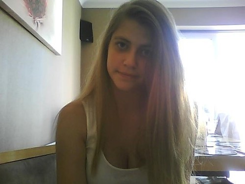 itsdanielle15's profile picture. 