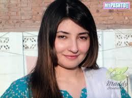 Hi I m Noman khan Follow TOP_JOKES7 & Follow @EISHMAL_93 Send 40404