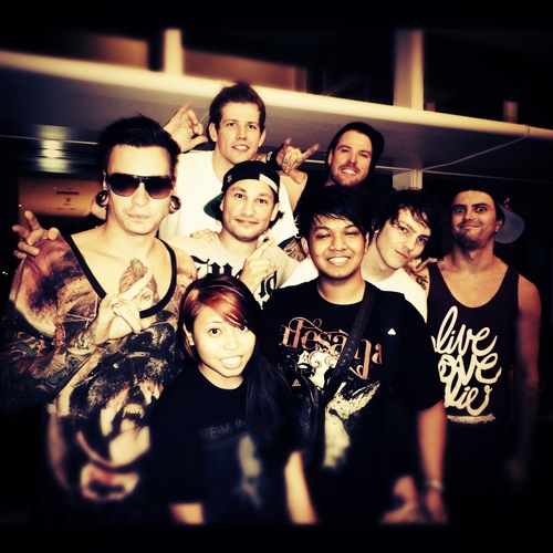 Singapore fanbase for the awesome Melbourne-based hardcore band, DREAM ON DREAMER! |m| Managed by @FiqRockaRolla & @Audrisette! Followed by @Mcoy153! |m|
