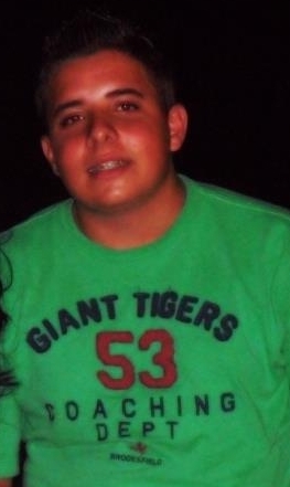 siga bem caminhoneiro . $' Visite meu canal no youtube: http://t.co/eA1YDonIJi

siga e entra em contato ! ;)