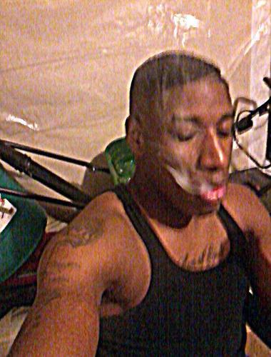 ShoMusclez's profile picture. MONEY OVER BITCHES....#teamfuckYou #teamKush #teamfollowbak
 TOO DEEP CAR CLUB