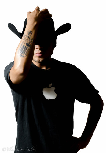 AmbiaPhotograph's profile picture. just chillin and hanging out and stuff and more stuff #metsfan #giantsfan