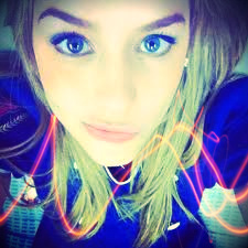 SoophiaDaAnna's profile picture. Criado:10/07/12Para Poder Estaar Coom Vc @sophiaabrahao , Saaiba Qee Eu Tee Amoo Muitooo u.u Taah Vai Cheeegar O Meu Diia De Te Abraçaar(yy Nããoo Vejoo A Horaa