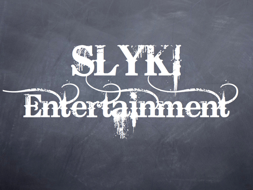We help Deaf and Hard of Hearing recording artists get seen and heard.