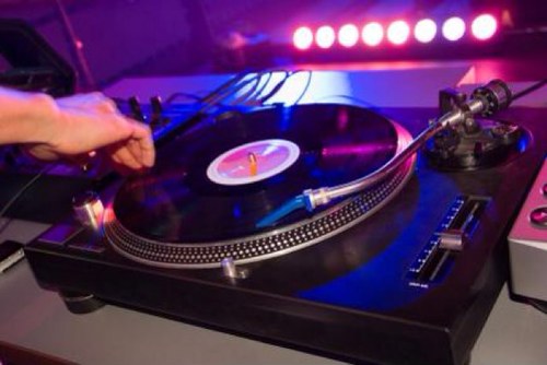 LondonDiscos's profile picture. We supply London brides and grooms with smart, reliable, friendly, funky and fantastic DJs from London
