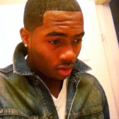 Mr_Carter33's profile picture. Ima keep it real follow me cuse i follow Christ if Christ had a twitter page would you follow? or follow for a min the unfollow him your life you chose