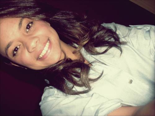 ariana, são paulina,estressada, preocupada, carinhosa, viciada em chocolate, músicas, internet, amigos, amor s2