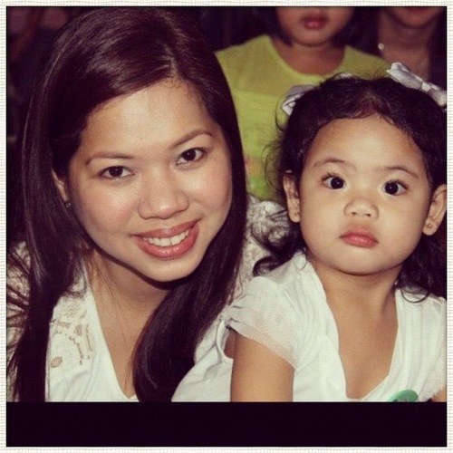 mom to Julianna, wifey of Jigs