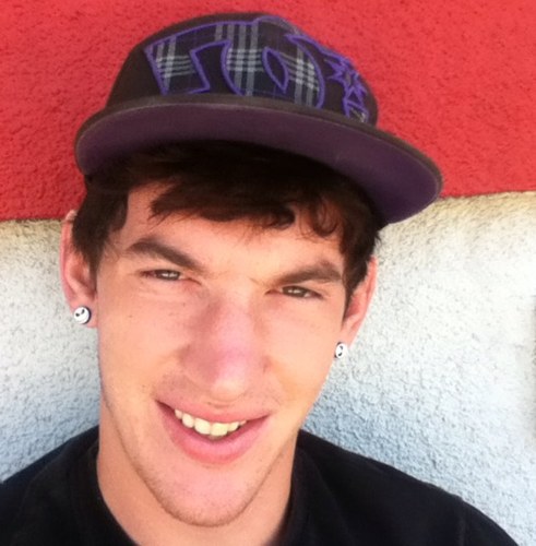 TodBones19's profile picture. 