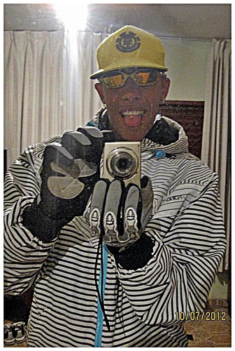 Nego fala mal de mim, mas mesmo assim nem ligo. O caminho que eu sigo cê não vai chegar .!