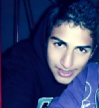 Pra que isso? Ninguém lê essa bosta mesmo '-'