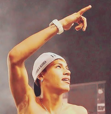'' Deus não demora, Deus capricha. '' ... 
MINHA VIDA É VOCÊ @Njr92  ||  Desde: 10/7/12