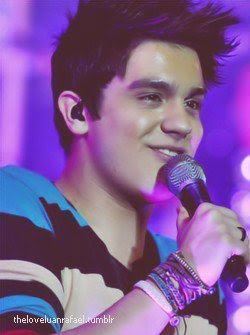 Nunca deixe que te digam que não vale a pena acreditar no sonho que se tem.. Luan ♥