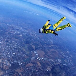 LJCiriaco's profile picture. I like really cool guitars & superheroes & checks w/ lots of zeros on 'em. I love the sound of violins & making someone smile.

Instagram & Tumblr: ljciriaco