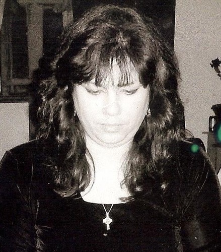 Founder & Owner of Sukie's Cottage, Handcrafted to Illuminate.
Creator of Natural Candles, Herbal Care & Gifts, My family is my inspiration!