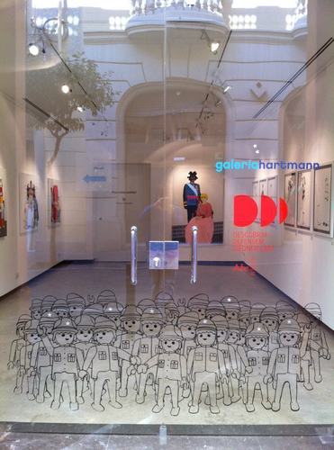 La Galería Hartmann abrió sus puertas al público en 2002 en pleno corazón de Barcelona. Además de hacer exposiciones, se celebran eventos.