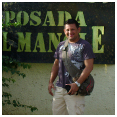 Antichavista, antimadurista. En contra de todo lo que represente y apoye al narco-corrupto-régimen venezolano. ¡Fuera Maduro!