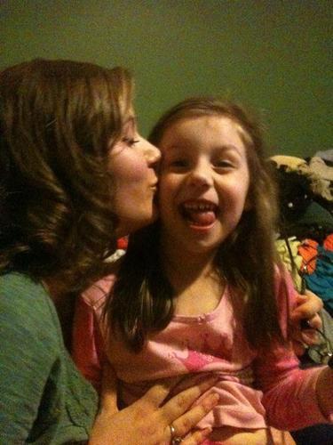 MessofaJess903's profile picture. 