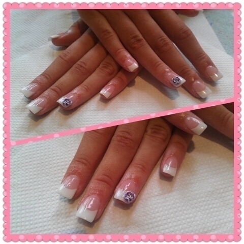 Fully qualified Nail Technician, home based in the Irlam area. I do Sculptured Acrylics & Pro Polish (Shellac). Please take a look at my pictures, thanks :)