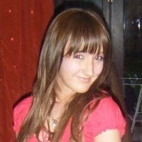 @Wonderfulhair_ extensionist to celebrities, hairdresser. To book call 07815574632 Email~Leannebarrett0401@googlemail.com