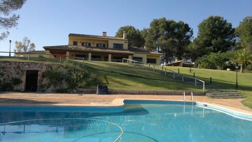 SANTAELENAJULIO's profile picture. Julio Restaurant con estrella Michelin desde 2009 se une a Casa Rural Santa Elena para facilitar la estancia en Fontanars.http://t.co/bWs9erXK6x