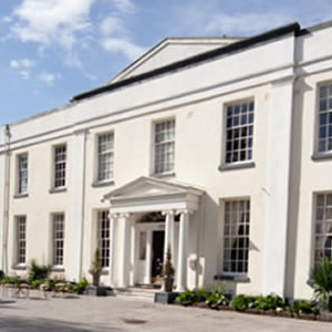 A stunning grade II listed Georgian Manor House overlooking Victoria Park, 5 mins from Warrington. Holds a civil ceremonies license, and up to 120 capacity.