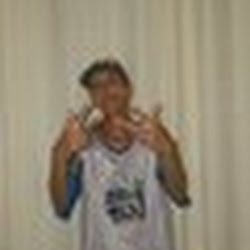 Eu sou um cara que gosta muito de musica hip-hop moro.