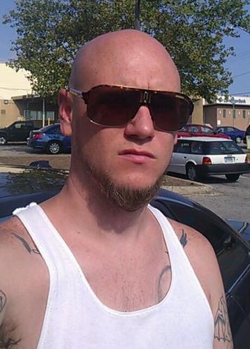 Onmyhipdaily's profile picture. 