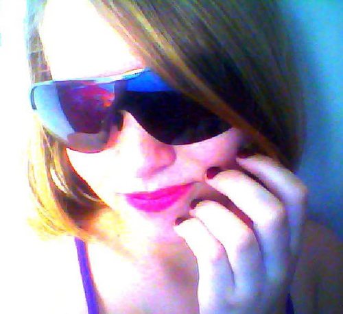 hello, meu nome é Flavia, sou chata, irritante e muito mais, haha. #Belieber e #Directioner