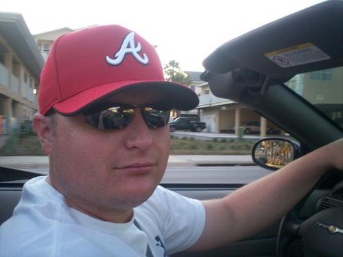 leerebel13's profile picture. 