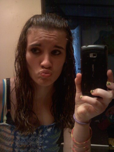 im pretty chill & cool so fallow me?(: