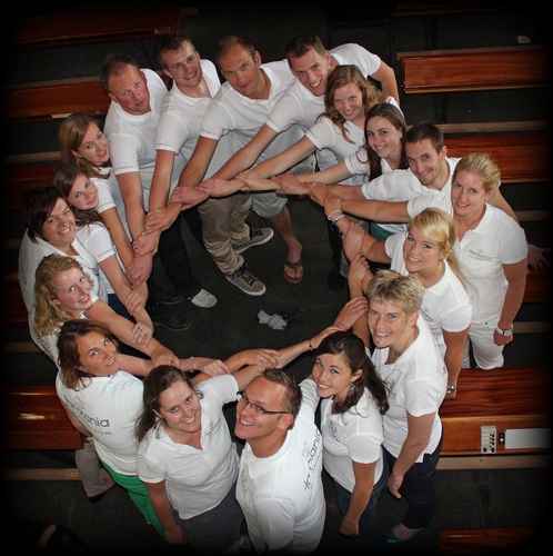 2012Tanzania's profile picture. Samen bouwen aan de toekomst!
zomer van 2012 * 18 jonge mensen * 3 weken * Dar es Salaam * Tanzania