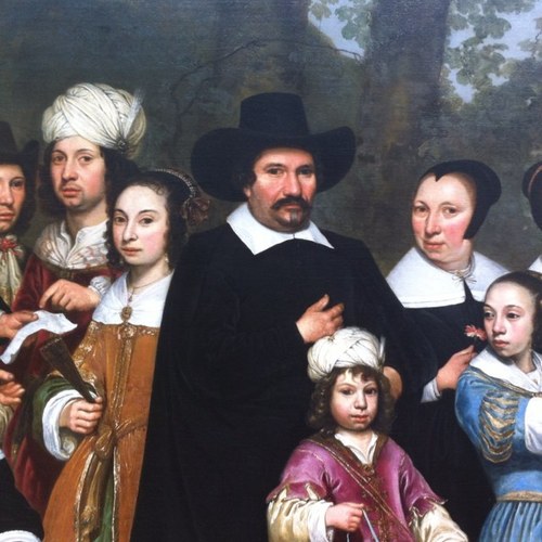 nhnu's profile picture. A small but perfectly formed hunting party in the middle of the countryside. Momentously out of paper cups.