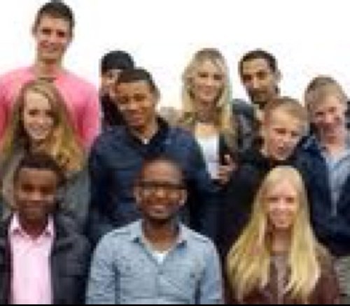 PresProm's profile picture. We zijn een multiculti leerbedrijf voor jongeren, door jongeren.