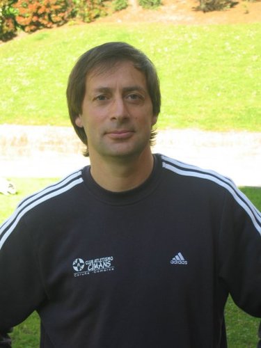 Entrenador de atletismo. Responsable sector velocidad FGA y de las selecciones de la FGA.
Preparador físico del @amarellefsf