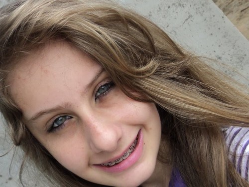 I like smiling eyes, gestures to apologize, touch talk and they know that state of silence