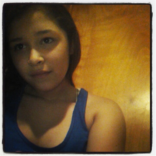 i like skating playing on my pogo stick hanging out with my friends going to the mall going out wiff ma family.. goin to skool and helping out ppl!!!!!!!! O:-)
