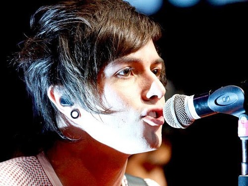 Fc Criado para o Pedro Gabriel Lanza Reis
o Pe Lanza da Restart Amo muito esse meu 
magrelinho meu só meu .. :D
FC Criaado dia 29.05.12