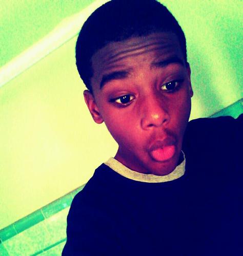 FOLLOW @ROCVIL THIS IS HIS FAN PAGE