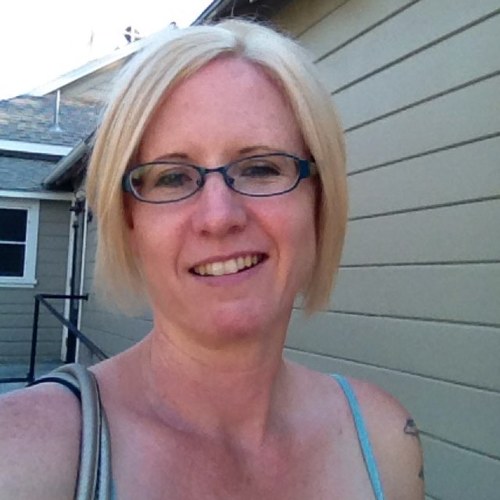 cminamiji's profile picture. Livestock veterinarian turned writer, artist,runner, wife and mother -- isn't that enough?  I write equine, veterinary,and lifestyle/lit/parenting articles.