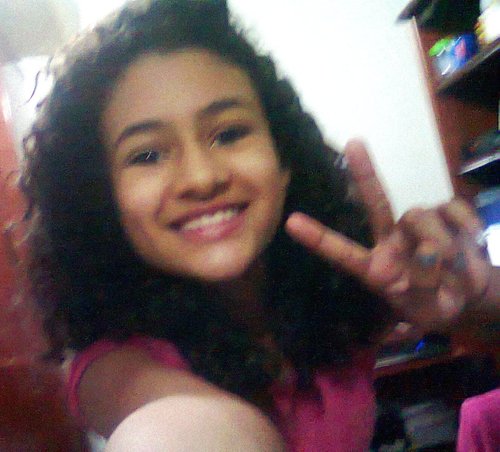 ela é fé pra palestina,paz pra babilonia ;)
