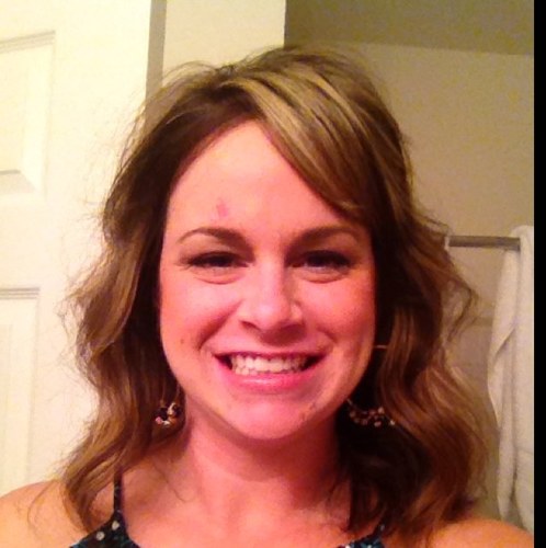 lynseylewnews's profile picture. I smile with my whole face and love with my whole heart. I don't believe in halvsies.