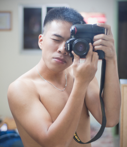 I'm very confident about myself. My hobbes are technology and photography. 
And Finally I have a dream being a good photographer in the future!
