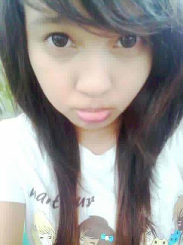 Be yourself and stay unique. Your imperfections make you beautiful, lovable, and valuable. They show your personality.