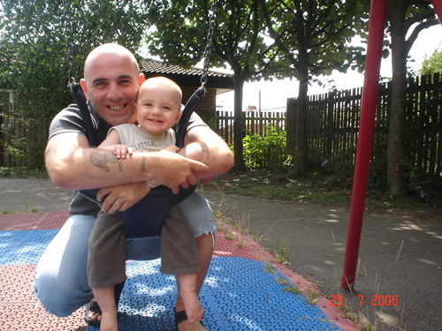 Hi, Im Gav, Will consider any type of work in Norwich UK,Im 43 , Fit n Healthy, Honest and Reliable, Fun and Hardworking,willing to re train RT PLZ
