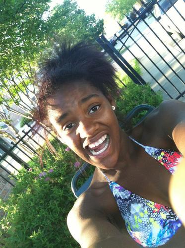 Ion Stand Baq Fa Tha Next Bitchh ! Dey Should Not Ta Fukk Witt Mhee Budd If You About Id FOLLOW MEE !